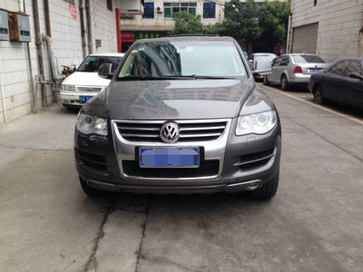 二手大眾 途銳 3.0TDI V6 柴油豪華型圖片_福建廈門二手車_華夏二手車網(wǎng)